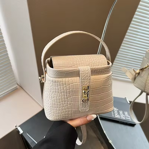 Sac à bandoulière mini en cuir PU couleur bonbon 2025 pour femme – Sac à main mignon et tendance pour filles au quotidien - Product Image 5
