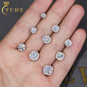 <span class=keywords><strong>Boucles</strong></span> <span class=keywords><strong>d</strong></span>'<span class=keywords><strong>Oreilles</strong></span> Magnétiques en Moissanite pour Homme, Testées au Diamant, <span class=keywords><strong>Argent</strong></span> Sterling <span class=keywords><strong>925</strong></span>, avec Halo de Diamants Moissanite, Disponibles en 5mm, 6.5mm, 8mm - Product Image 1