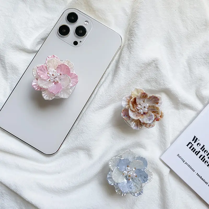 Moda degrade Bling Glitter kristal inci çiçek iphone'lar için telefon tutamağı cep telefon tutucu 15 pro max masaüstü döner bağlantı ayağı