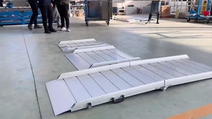 Rampa de silla de ruedas plegable de aluminio portátil 55*75cm diseño antideslizante <span class=keywords><strong>para</strong></span> personas discapacitadas escaleras de <span class=keywords><strong>rampas</strong></span> plegables - Product Image 5