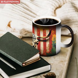 Tasse interactive à changement de couleur, noire givrée, 11 oz, en céramique - Product Image 3