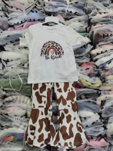 Fardos Mixtos de Ropa para Niños y Niñas de 0 a 12 Años, Ropa Usada a Precio Super Bajo, Entrega Aleatoria de Inventario - Product Image 2