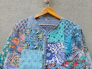 Veste d'hiver matelassée en coton à imprimé floral de qualité supérieure, style bohème ethnique pour femmes, cadeau élégant pour elle - Product Image 3