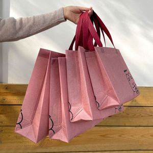 Bolsas de Compras de Polipropileno No Tejido 100% Reciclado, Ecológicas, con Base Reforzada, Reutilizables, con Logotipo Personalizado - Product Image 5