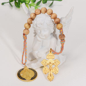 Rosarios Católicos Medalla de <span class=keywords><strong>San</strong></span> <span class=keywords><strong>Benito</strong></span> Crucifijo del Perdón Medallas Católicas de <span class=keywords><strong>San</strong></span> <span class=keywords><strong>Benito</strong></span> <span class=keywords><strong>con</strong></span> Cuentas de Madera Marrón Rosario de Bolsillo <span class=keywords><strong>Cruz</strong></span> para Hombre - Product Image 3