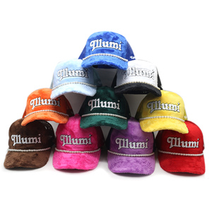 หมวกกำมะหยี่ขนปุยสีพร้อมเชือกไข่มุกออกแบบใหม่ - Product Image 2