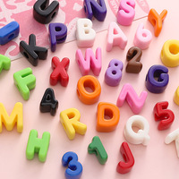 Acrylique Grand Trou Alphabet Chunky Lettre Perles Accessoires DIY Plastique Breloques Initiales pour Bracelet Chaîne de Téléphone Mobile