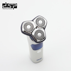 Afeitadora Eléctrica DSP 60359 de Triple Cuchilla, Resistente al Agua IPX7, Cuerpo Metálico, Carga Tipo C, para Hombres - Product Image 3