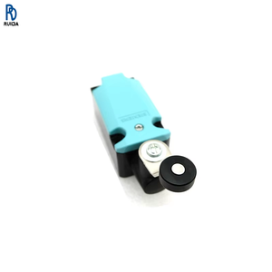 New and Original NweLimit Switch 3SE5112-0BH01 3SE3120-1D - Product Image 1