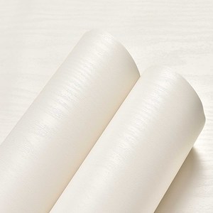 Película decorativa de membrana de vacío no adhesiva de lámina de PVC de grano de madera en relieve de Color <span class=keywords><strong>blanco</strong></span> <span class=keywords><strong>mate</strong></span> <span class=keywords><strong>para</strong></span> <span class=keywords><strong>puertas</strong></span> y muebles - Product Image 3