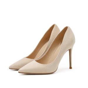 Chaussures à talons bas et bout pointu en velours, style coréen, élégantes, professionnelles et polyvalentes - Product Image 1