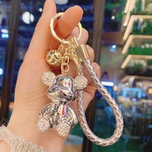 Porte-clés de bière électroplaqué Leuke, style mode, pour porte-clés de voiture Pop Tas, avec cordon en cuir tressé, porte-clés animal - Product Image 1