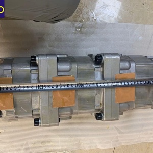 Pompe à engrenages hydraulique de HAUTE QUALITÉ 705-56-34040 7055634040 Pompe à engrenages triple pour WA400 WA420 - Product Image 3