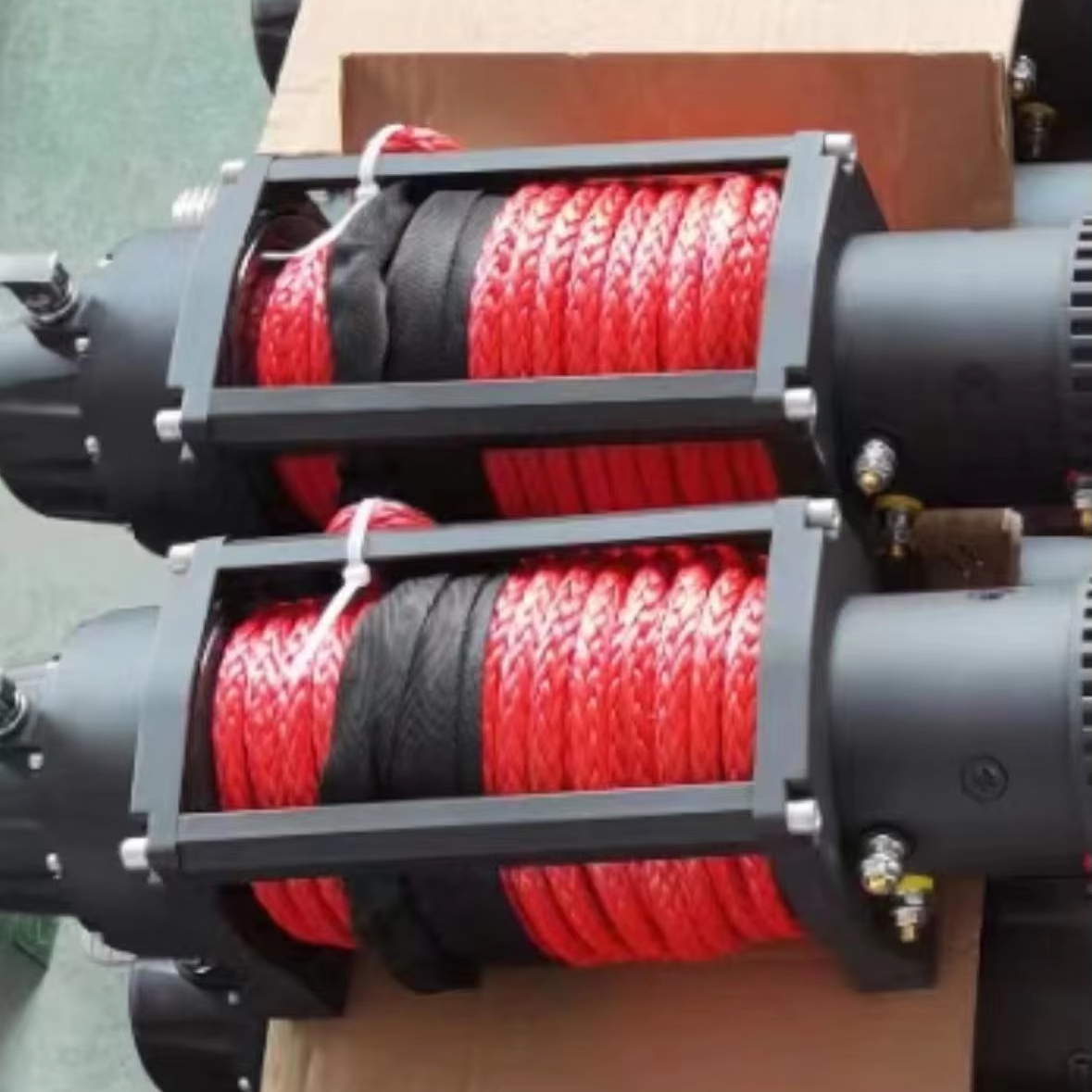 アンカーウインチ(12V) アンカーウインチ(12V)