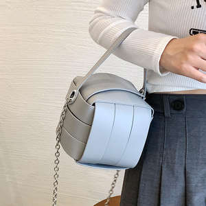 Sac à main mini en cuir PU rond de couleur unie tendance 2026, sac à bandoulière pour femmes - Product Image 5