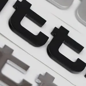 Emblemas ABS y pegatinas para la parrilla delantera de Audi Quattro para RS4 RS5 Q3 S3 A3 A5 A6 A4 RS3 RS6 A1 Q5 <span class=keywords><strong>Q2</strong></span> S5 RS7 Trunk - Product Image 4