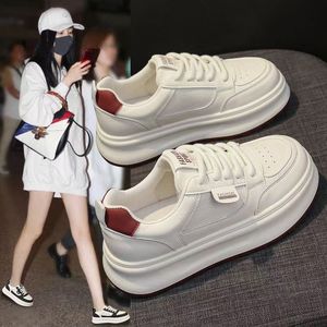 Chaussures à <span class=keywords><strong>semelle</strong></span> épaisse résistantes, chaussures en filet pour femmes, vente en gros possible, chaussures de sport respirantes pour étudiants, chaussures de loisirs pour toutes les saisons - Product Image 2