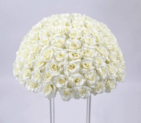 Vente en gros de grandes boules de fleurs artificielles roses blanches pour la décoration de mariage