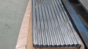 Vorlackierte <span class=keywords><strong>GI</strong></span> / PPGI / PPGL Zaunpaneele Verzinktes Dachblech Stahlblechpreise Chinesischer Lieferant 20G 40G 60G 28 Gauge - Product Image 2