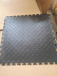 Suelo de PVC con Patrón de Piedra Real, Aspecto Natural, Antideslizante, Ideal para Vestíbulos de Hoteles y Villas de Lujo - Product Image 4