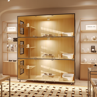 Cage d'appartement de luxe personnalisée pour chat avec maison en bois, enclos en verre et mobilier pour chat, idéale pour l'hôtellerie et l'accueil en intérieur