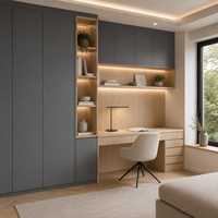 Armoires de bureau bleu-gris et chêne clair avec bureau, tiroirs et rangements ouverts
