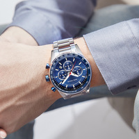 Montre chronographe pour homme, bracelet en acier argenté, cadran noir, tachymètre, affichage de la date, montre de sport et de course