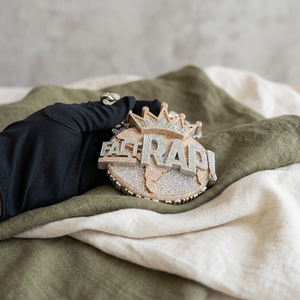 Pendentif Iced Out en Argent 925 avec Diamant Moissanite, Bijou de Luxe Hip Hop, Couronne Graffiti, pour Hommes, Idéal pour Fêtes, Événements, Cadeau Tendance - Product Image 4