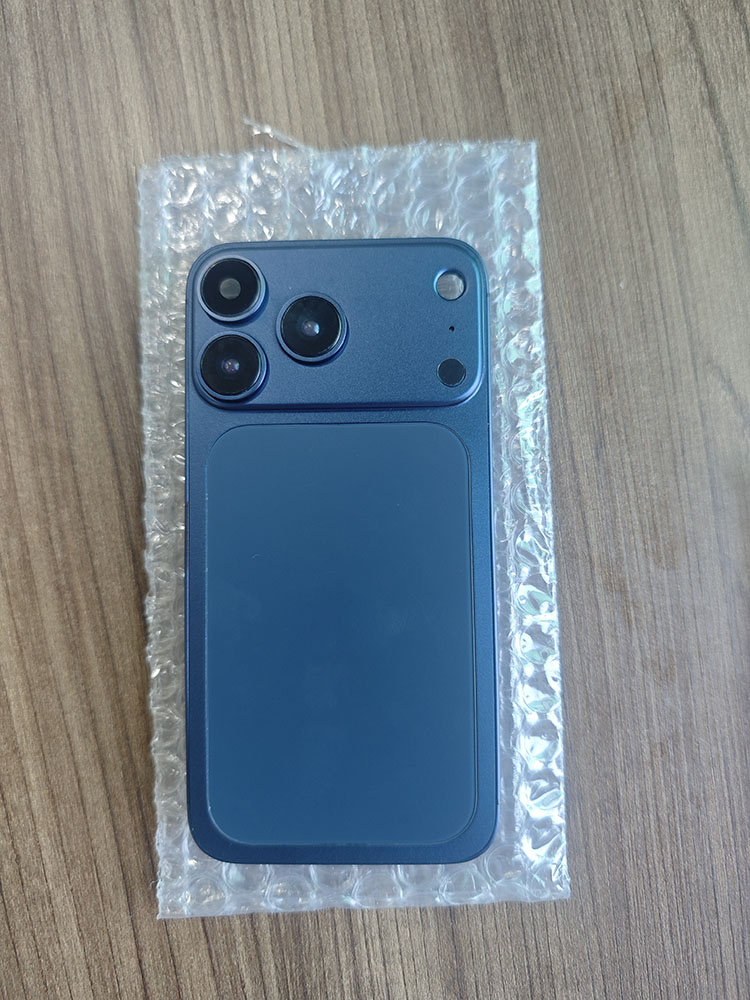 Azul