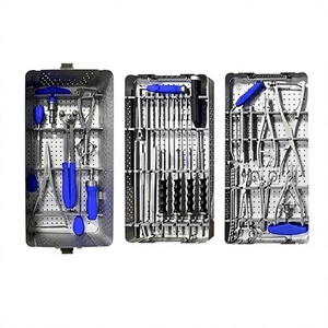 Kit d'instruments chirurgicaux orthopédiques pour la reconstruction pelvienne, la réduction des fractures et la fixation des plaques osseuses en cas de traumatismes pelviens et acétabulaires - Product Image 2