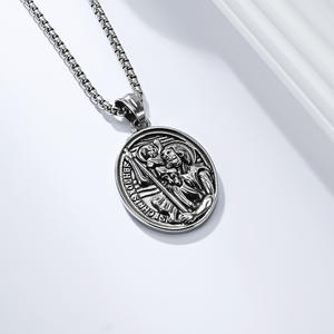 Kalung liontin perhiasan modis besi tahan karat tahan air religius <span class=keywords><strong>St</strong></span> <span class=keywords><strong>Christopher</strong></span> Katolik antik liontin untuk pria grosir - Product Image 4