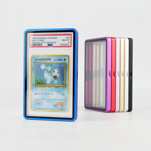 Estuche Magnético de Aluminio para Tarjetas Graduadas - Product Image 3