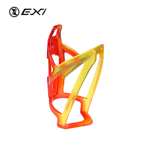 <span class=keywords><strong>Porte</strong></span>-bouteilles en <span class=keywords><strong>carbone</strong></span> durable et élégant OEM Accessoire pour vélo Matière plastique légère pour vélos de <span class=keywords><strong>route</strong></span> VTT pour vélo de <span class=keywords><strong>route</strong></span> - Product Image 4