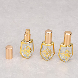 10ML <b>Perfume</b> Subpackage <b>Bottle</b> High-End Portable <b>Sample</b> Spray <b>Bottle</b> Exquisite Empty Glass Press <b>Bottle</b> - Product Image 3