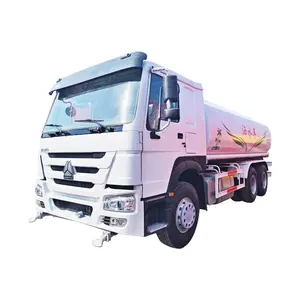 Sinotruk Howo 4x2/6x4/8x4 Wassertankwagen 20cbm Sprinkler-Wasser-Lkw zu verkaufen