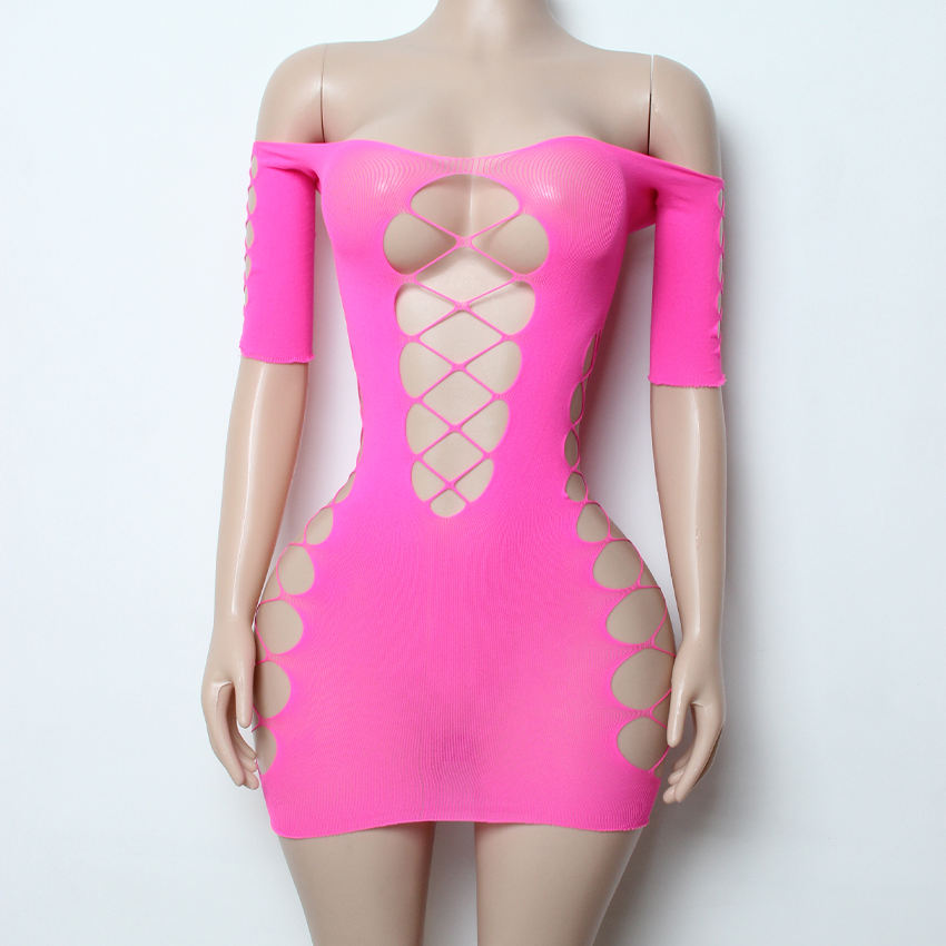 สีแดงม่วง