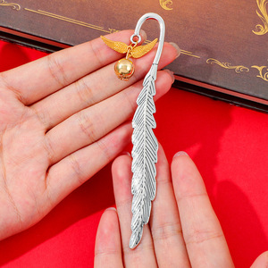 Marcapáginas de Metal con Plumas Retro al por Mayor, Marcapáginas de Dibujos Animados de la <span class=keywords><strong>Snitch</strong></span> de las Reliquias de la Muerte, Marcapáginas de Películas de Anime - Product Image 3