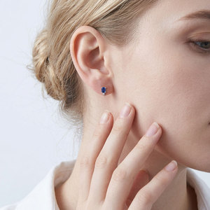 Nouvelle collection de bijoux minimalistes délicats en saphir, ensemble de diamants et de saphirs naturels, boucles d'oreilles en or blanc massif 18 carats - Product Image 5