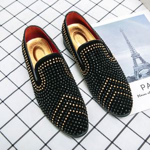 Chaussures en cuir décontractées de différents styles à prix abordable, grandes tailles, chaussures habillées d'affaires, chaussures à bout pointu, chaussures à enfiler pour hommes - Product Image 1