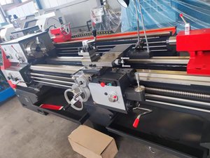 เครื่องกลึงธรรมดาแนวนอนขนาดกลางสำหรับเจาะและกลึงโลหะ - Product Image 6