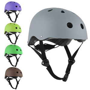 Capacete Leve Ajustável para Skate e Bicicleta para Adultos, Jovens e Crianças, para Múltiplos Esportes, 3 Tamanhos - Product Image 4