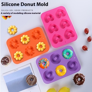 6-Piece Donut & 3-Piece Silicone Baking Tool Set DIY bí ngô tình yêu bánh khuôn Silicone bền vững khuôn bán buôn bánh công cụ - Product Image 1