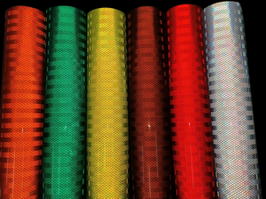 Pellicola Riflettente in PVC di Grado Ingegneristico Superiore con Alta Riflettività per Segnaletica Stradale - Product Image 4
