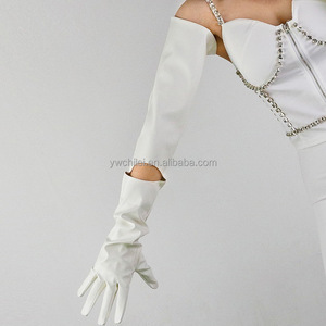 Mode féminine Gants en <span class=keywords><strong>cuir</strong></span> super longs Faux brevet PU WET LOOK Longueur d'épaule 28 pouces pour soirée Costume Opéra - Product Image 4