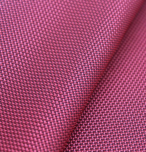 Tissu Oxford noir 600D 100% polyester avec revêtement PU pour chaussures, bottes et sacs, idéal pour l'ameublement et la confection de sacs et chaussures. - Product Image 4
