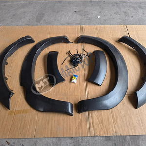 Instalación de guardabarros para camionetas Toyota Hilux Vigo 2012-2015 - Product Image 1