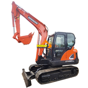 Mini-excavatrice DOOSAN DX60 d'occasion en promotion, prix bas, 6 tonnes, modèle DX60-9C, équipement de construction d'occasion - Product Image 3