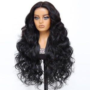 Parrucca Sintetica TOP GIRL 5X5 con Frontale in Pizzo HD, Fibra Naturale Resistente al Calore, Qualità Premium, Effetto Ondulato - Product Image 1