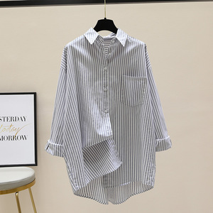 Nuova <span class=keywords><strong>Giacca</strong></span> <span class=keywords><strong>Camicia</strong></span> Casual da <span class=keywords><strong>Donna</strong></span> Stile Coreano Primaverile e Autunnale, Corta Davanti e Lunga Dietro, a Righe Verticali - Product Image 4