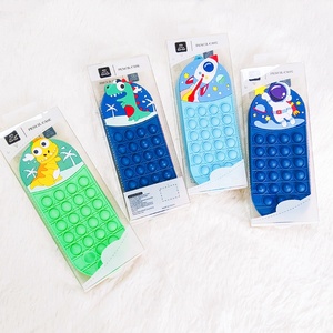 Étui à crayons en silicone imperméable avec motif de <span class=keywords><strong>dinosaure</strong></span> spatial, licorne, jouet sensoriel pour enfants, sac à crayons pour l'école - Product Image 3